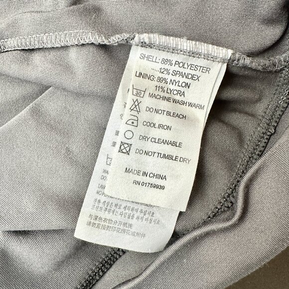 New Balance Grey Tank with built-in Bra - Picture 9 of 10